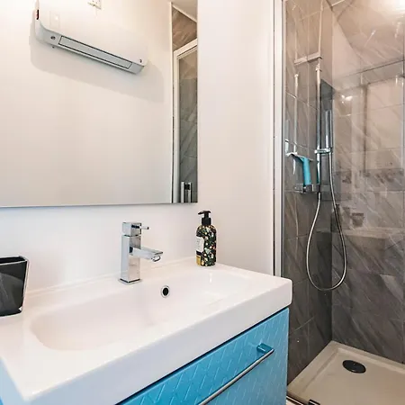12 Rue Plumet Folliart Jolie Studio Tout Equipe Apartment Reims